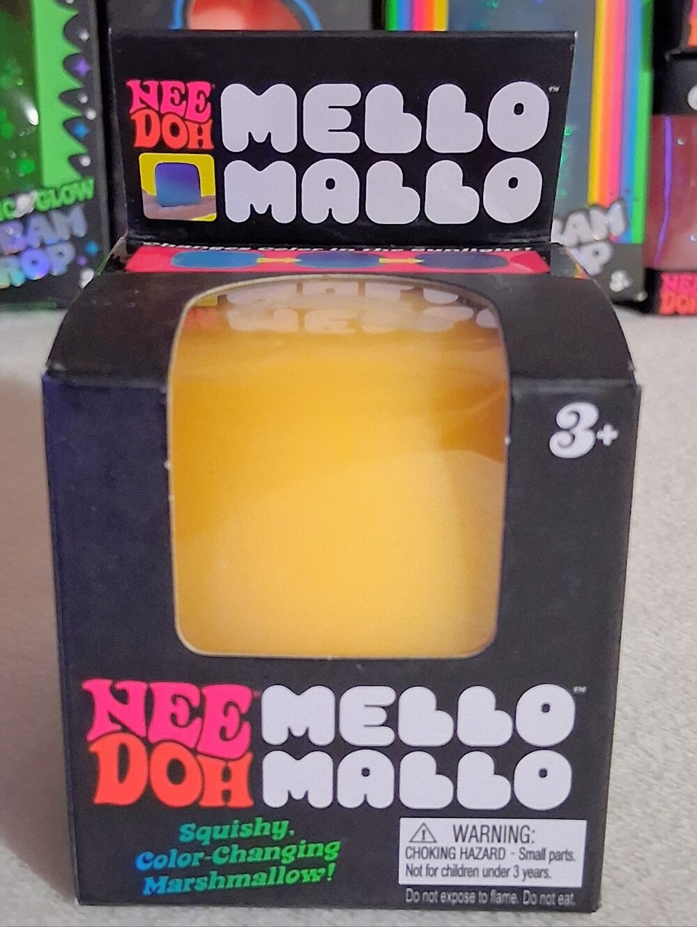 Needoh Mello Mallo -yellow, changes to red